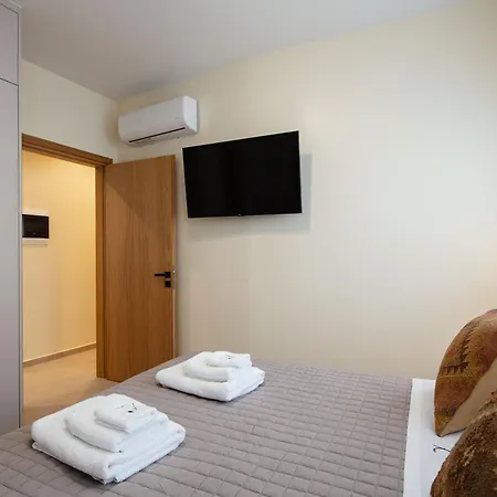 7 Luxury Rethymno